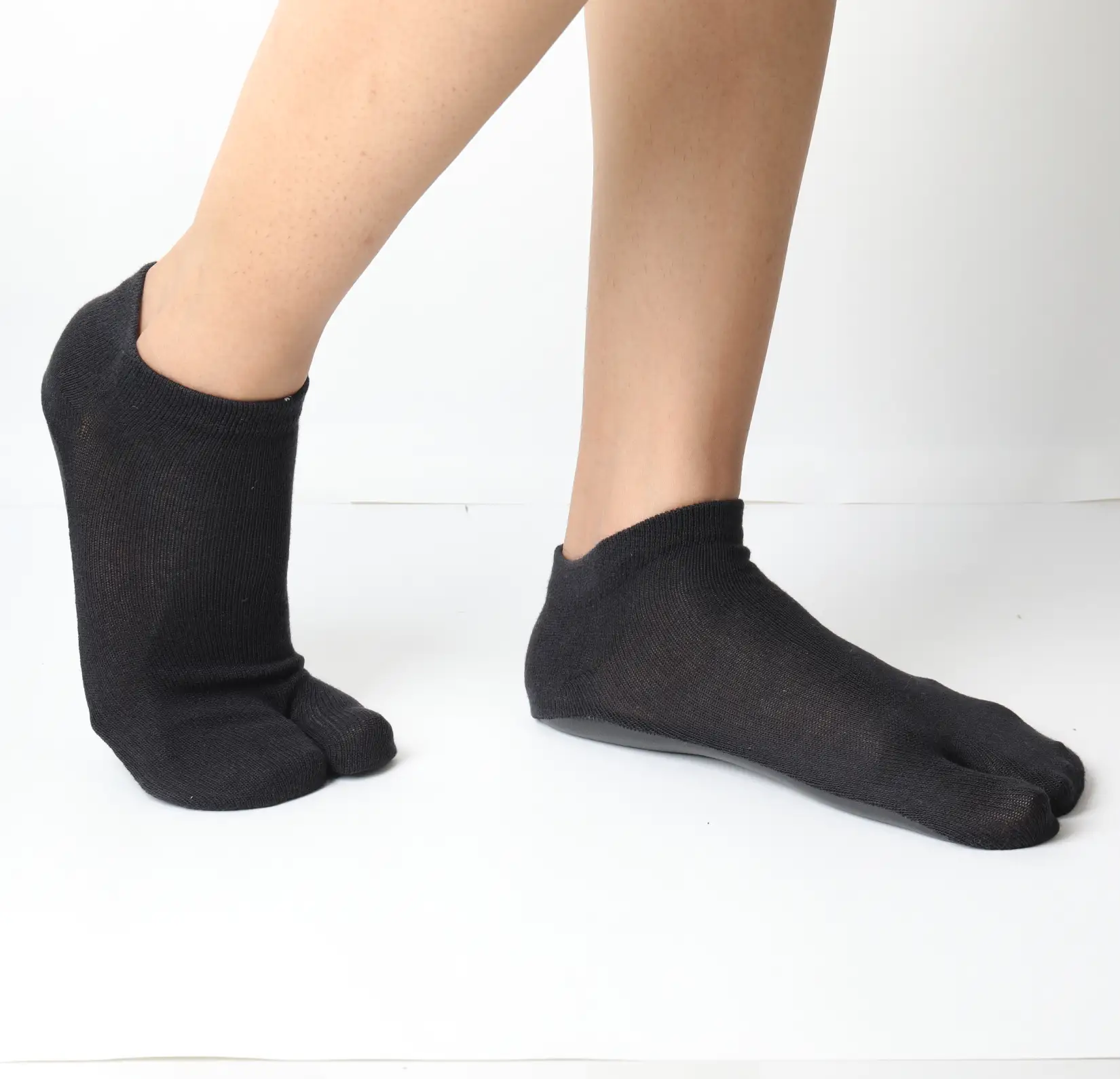 Women Waterproof Bottom Footcover (Pack of 5) - Image 3